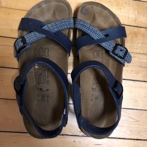 BARELY WORN Birkenstock’s